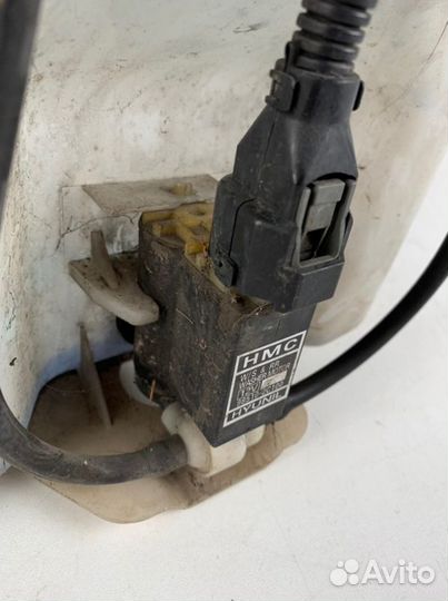 Бачок омывателя Hyundai Tucson JM 2.0 tdci 2005