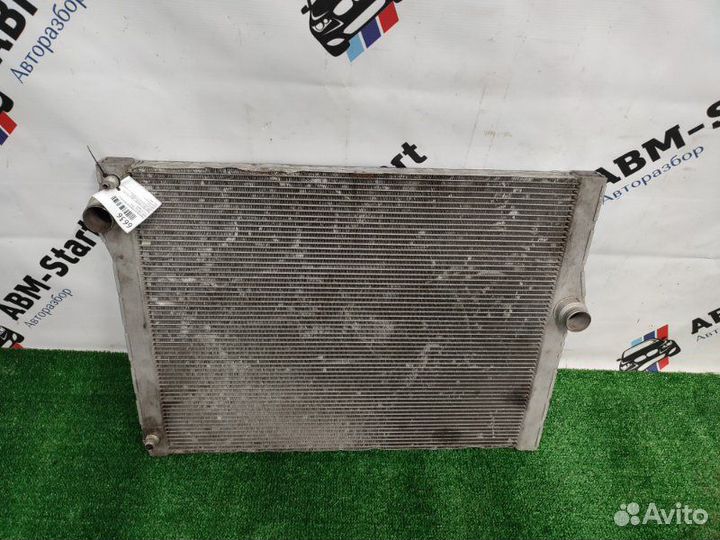 Радиатор охлаждения двигателя Bmw 740 F01 2010