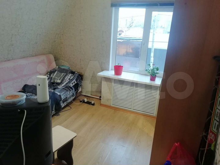 Комната 18 м² в 4-к., 2/2 эт.