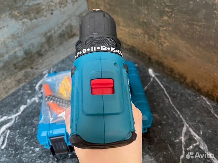 Шуруповерт Makita 18v бесщеточный