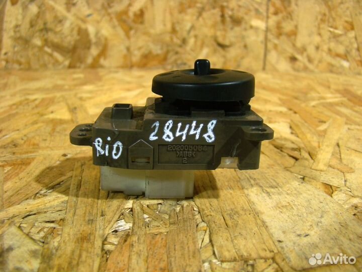 KIA RIO 2 Переключатель регулировки зеркала