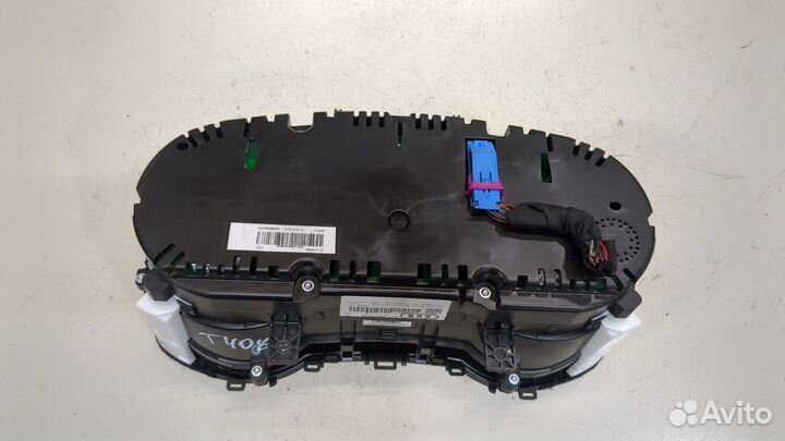 Щиток приборов Audi Q3, 2014