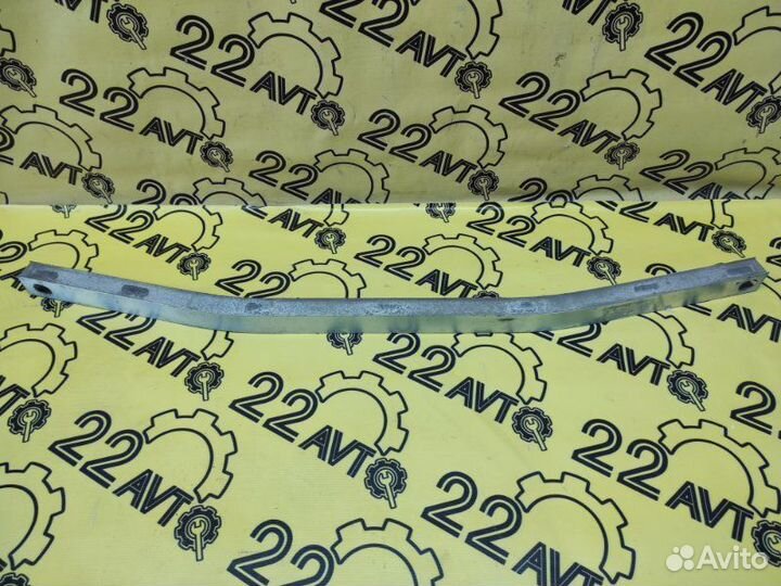 Усилитель бампера задний Toyota Harrier MCU30