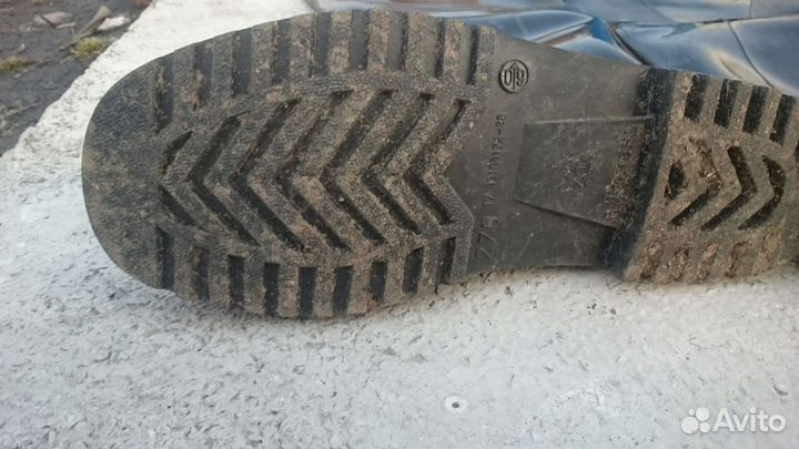 Сапоги резиновые болотные