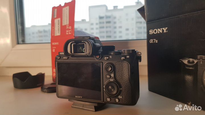 Sony Alpha A7 Mark III и Sony 35mm 1.8 +64gb карта