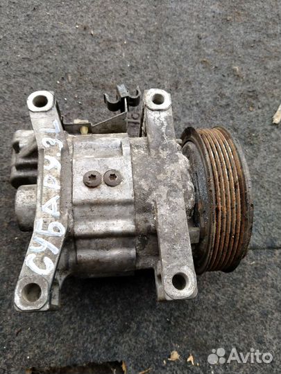Компрессор кондиционера Субару аутбек Легаси 3.0