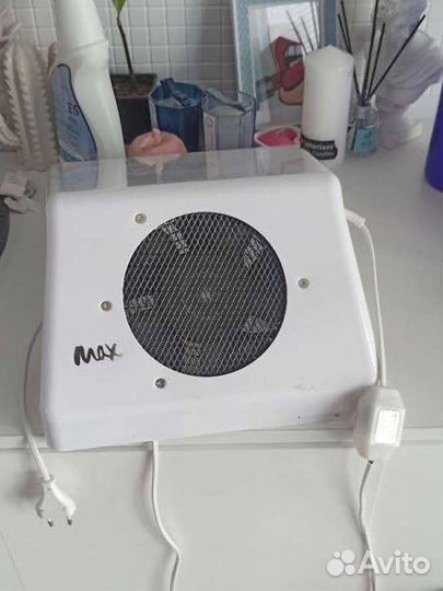 Вытяжка маникюрная