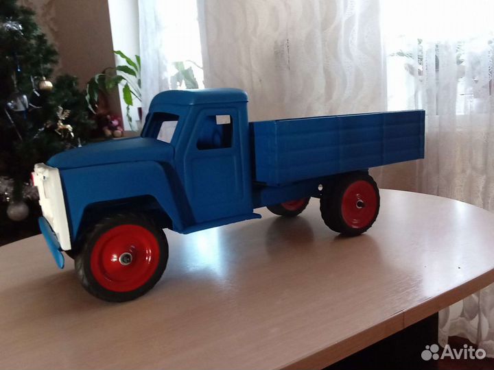 Игрушка СССР Газ Лтз 1974г