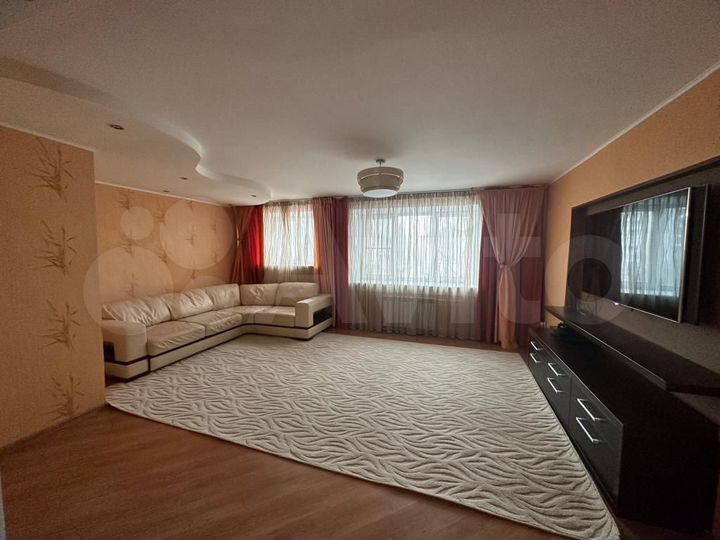 3-к. квартира, 124,9 м², 3/10 эт.