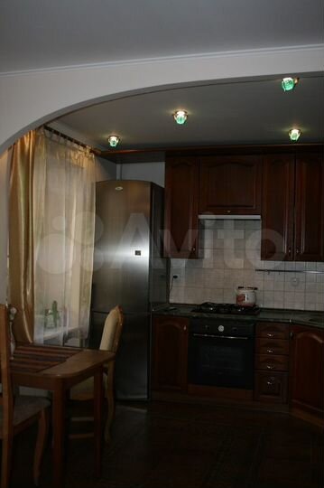 2-к. квартира, 57 м², 2/7 эт.