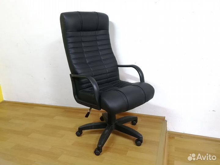 Кресло руководителя Атлант (кожа) Новое
