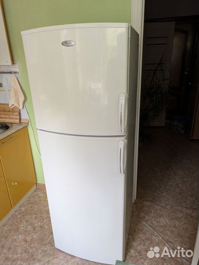Холодильник Whirlpool Total No Frost