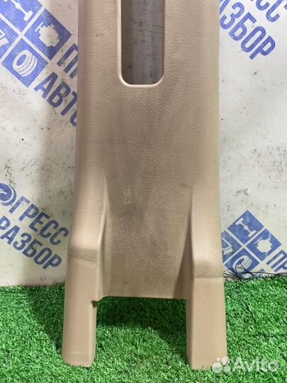 Обшивка стойки левая Great Wall Hover H2