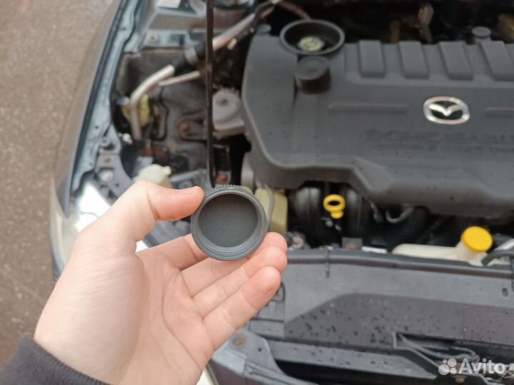 Крышка бачка гур Mazda 6