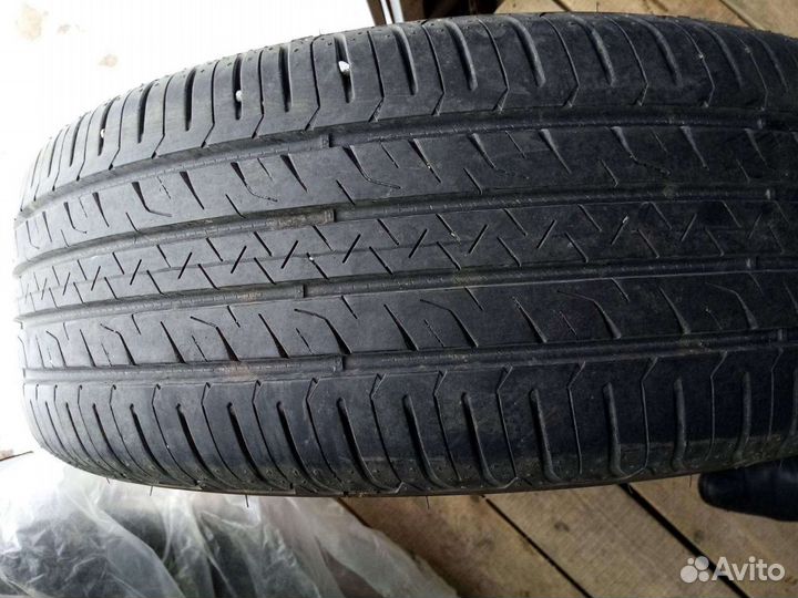 Goodyear EfficientGrip Performance SUV 2.25/55 R19