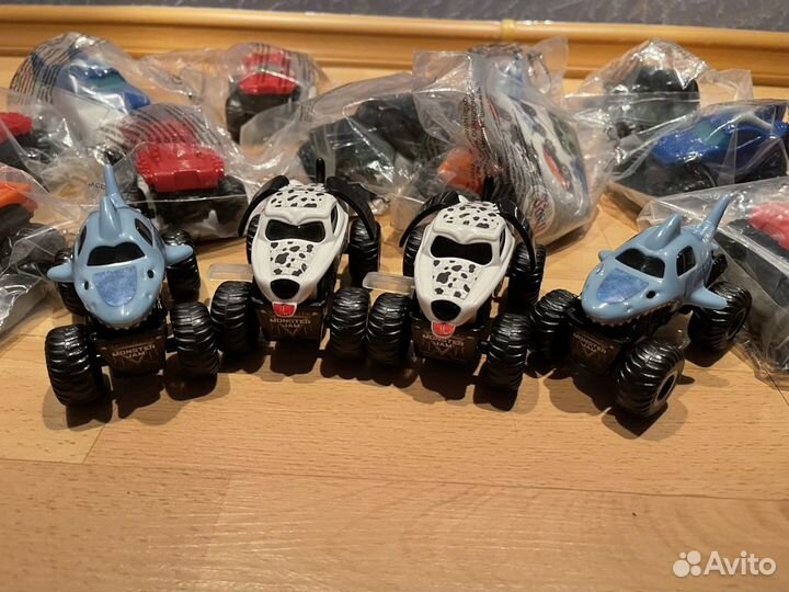 Игрушки Макдональдс Monster Jam