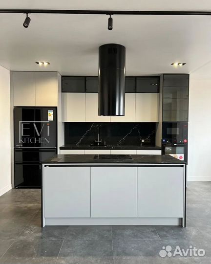 Кухонный гарнитур на заказ от производителя