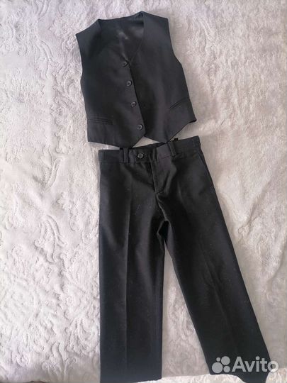 Школьный костюм