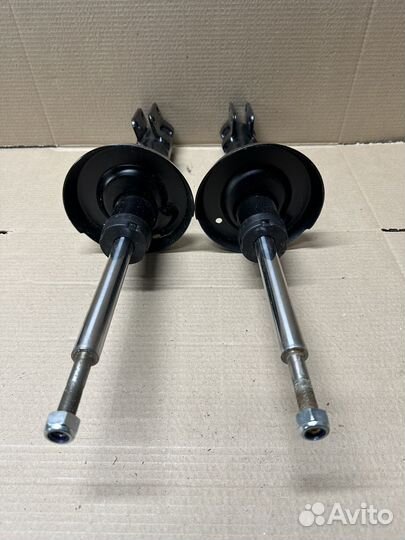 Передние стойки Opel Corsa A/ Opel Corsa B