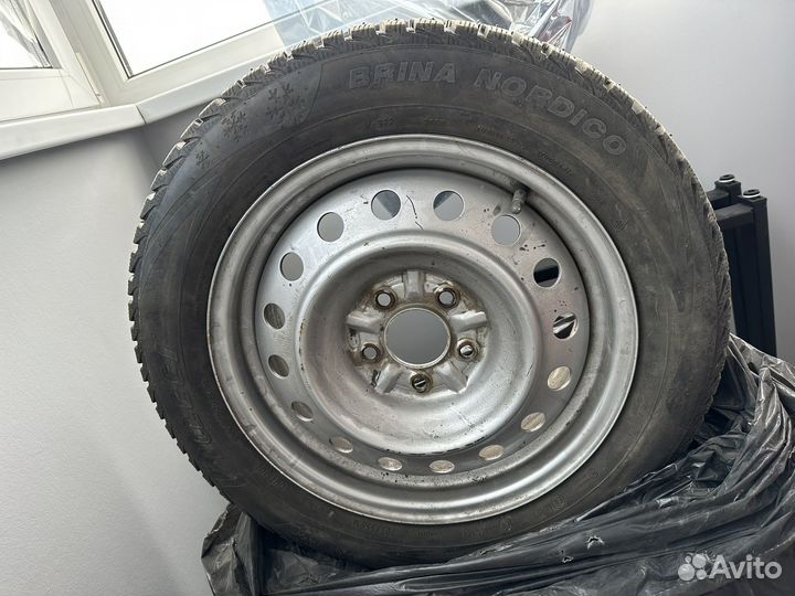 Комплект зимних колес r16