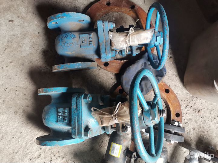 Продам задвижки