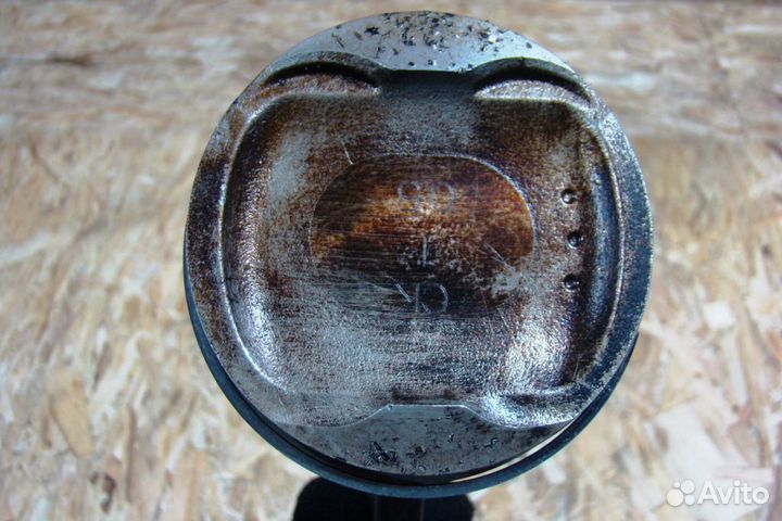 Nissan X-Trail T31 Поршень с шатуном 2.0 MR20DE