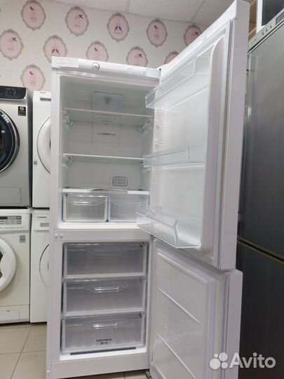 Холодильник Indesit NO Frost 167х60х60