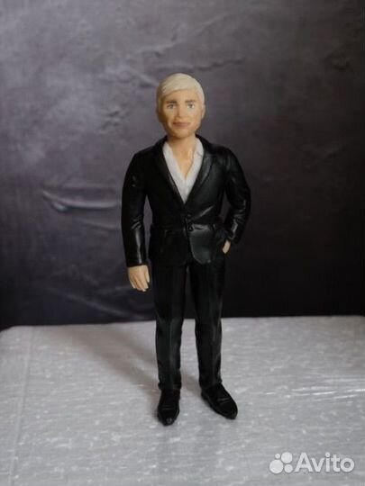 Фигурки из мастики (портретнпя лепка )