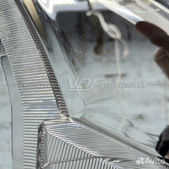 Уцененное стекло для фары Nissan Teana J32 (2011-2