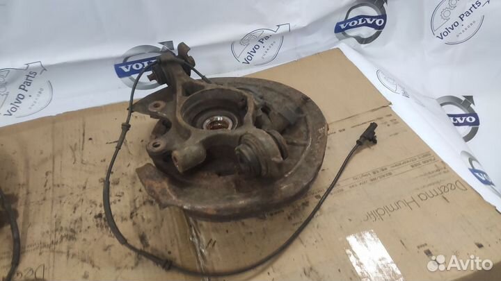 Кулак поворотный задний левый Land Rover Discovery