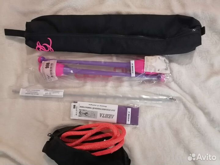 Булавы, мяч, скакалка