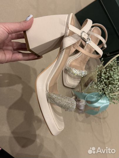 Босоножки женские 38 размер