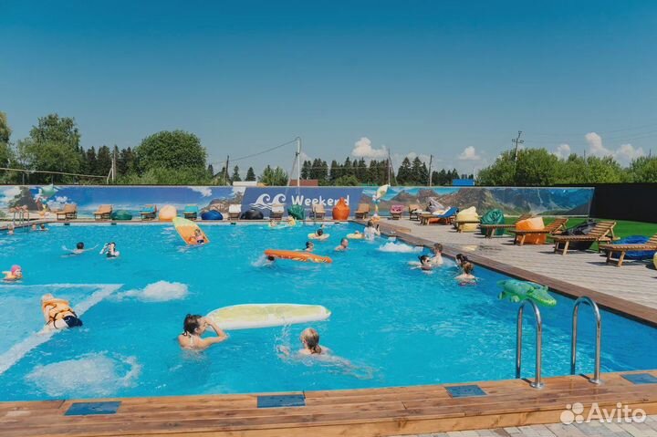 Аквапарк с бассейном