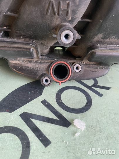 Впускной коллектор гибрид toyota rav 4 xa50