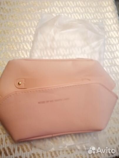 Косметичка дорожная