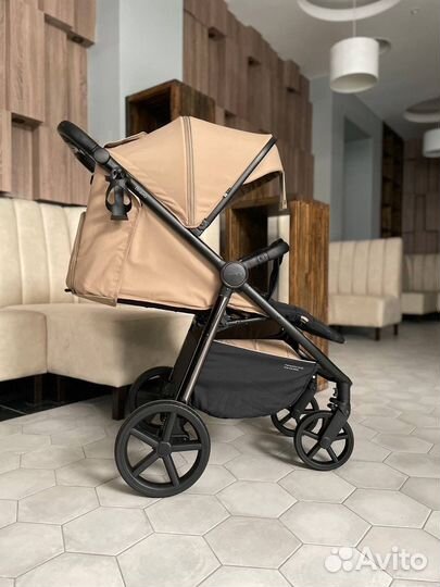 Прогулочная коляска Carrello Bravo Plus