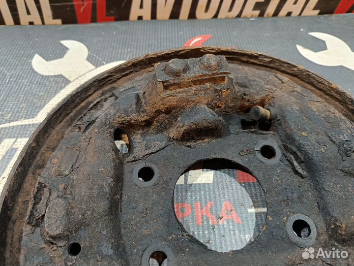 Пыльник тормозного барабана Mitsubishi Delica 3