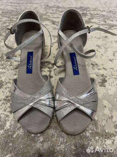 Босоножки для бальных танцев