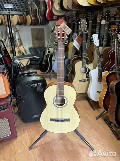 Классическая гитара