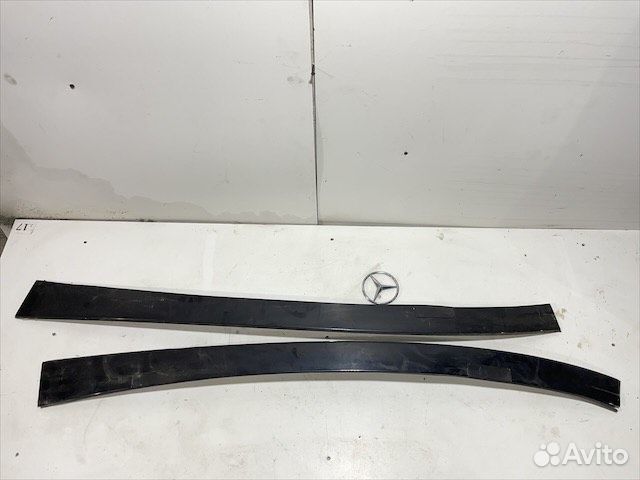 Молдинг панорамной крыши правый Мерседес 207 w207
