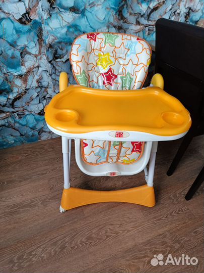 Стульчик для кормления