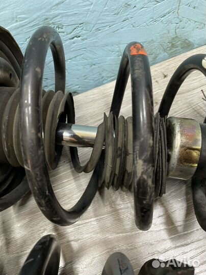 Стойка Nissan Primera, P12; WP12, qr20de qg18de SR