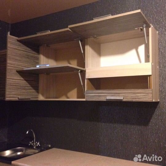 Кухонный гарнитур Зебрано