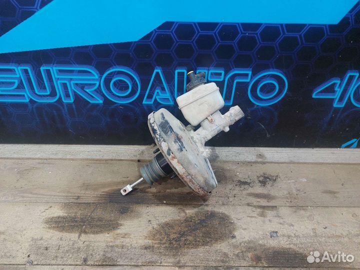 Тормозной вакуум Sandero 1