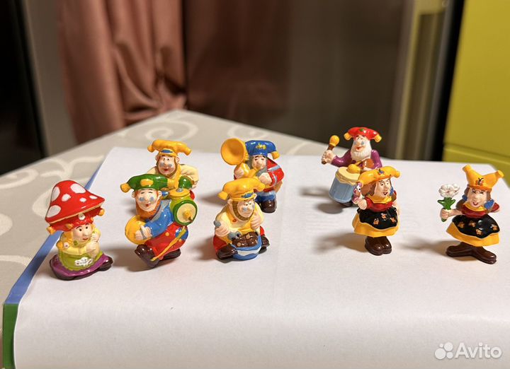 Игрушки из киндера 90х