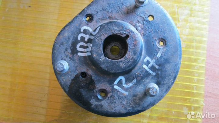 Опора заднего амортизатора Ford Mondeo