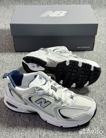 New Balance 530 White premium