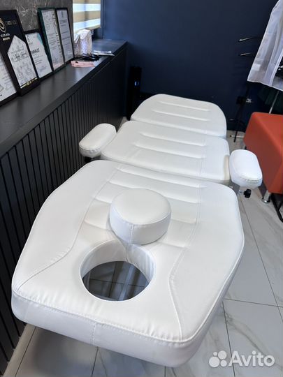 Косметологическое оборудование бу, кушетка и стул