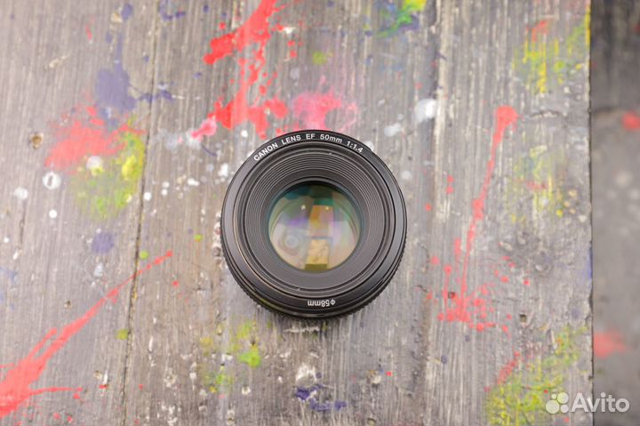 Canon EF 50mm f/1.4 USM s/n045