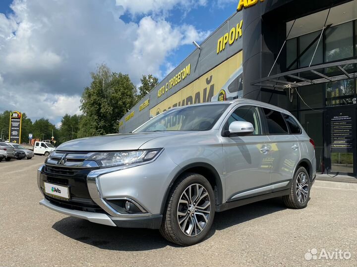 Mitsubishi Outlander 2.0 CVT, 2015, 123 400 км